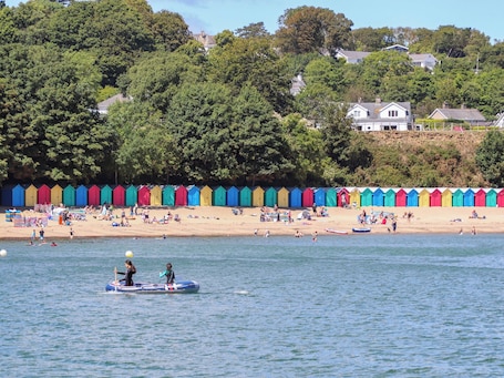 Beach nearby. Rhedyn
