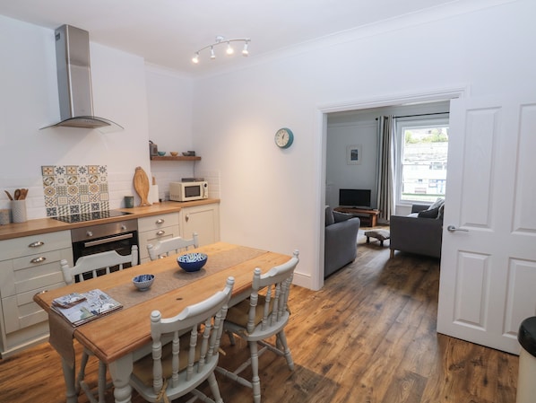 Fridge, dishwasher, electric kettle, cookware/dishes/utensils