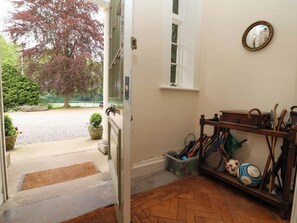 Cottage | Interior - Parkfields House (Stoke-on-Trent)