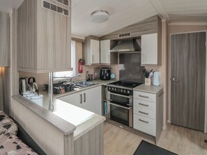 Kookgerei, borden en bestek