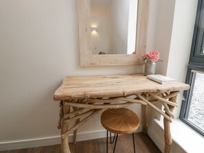 Interior - Driftwood Cottage (Ulverston)