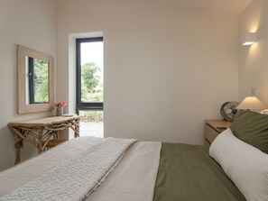 3 bedrooms, individually decorated, individually furnished, free WiFi - Driftwood Cottage (Ulverston)