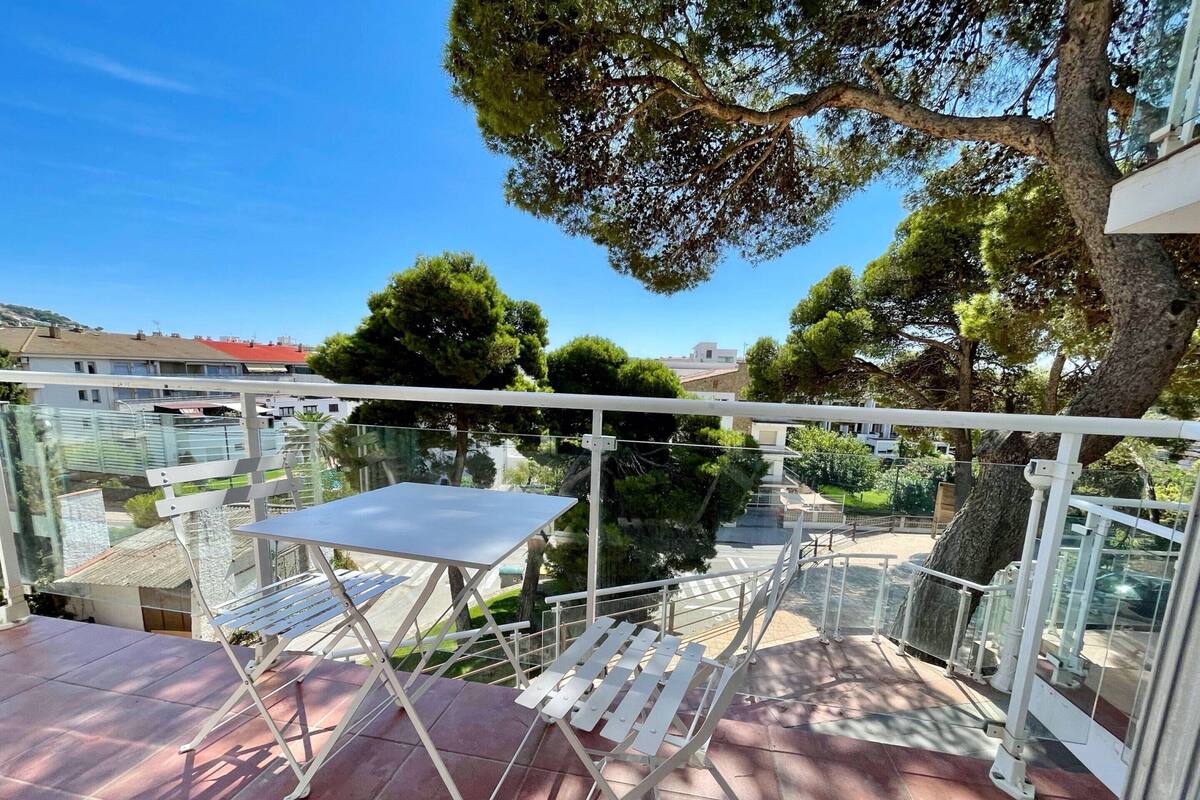 Comfort-lejlighed - 4 soveværelser | Balkon