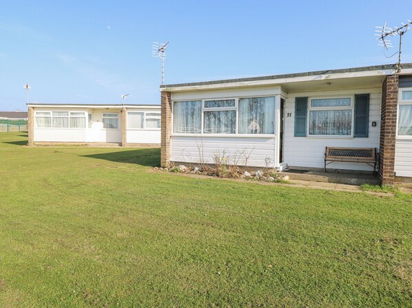 Exterior - Chalet 21 (Great Yarmouth)