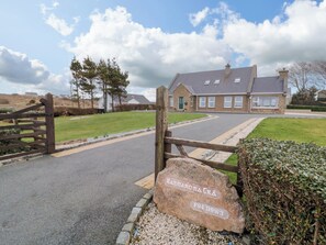 Property grounds - Radharc Na Tra (Kincasslagh)