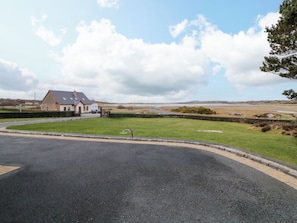 Property grounds - Radharc Na Tra (Kincasslagh)