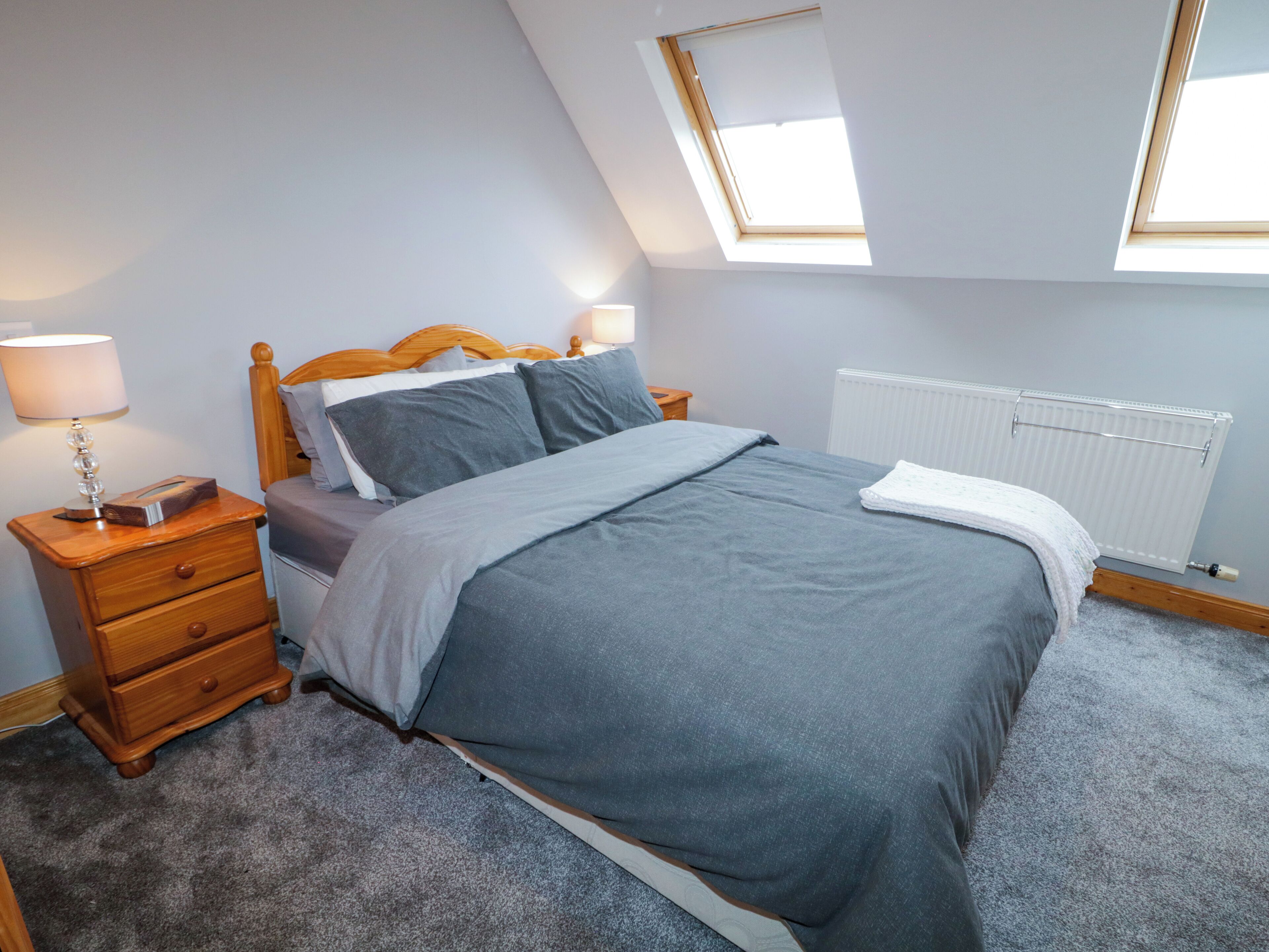 4 Schlafzimmer, individuell dekoriert, individuell eingerichtet