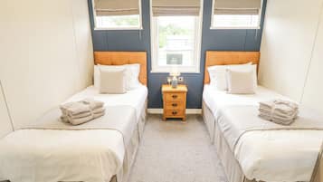2 bedrooms, individually decorated, individually furnished, free WiFi