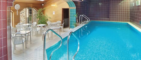 Stuga | Pool | Inomhuspool