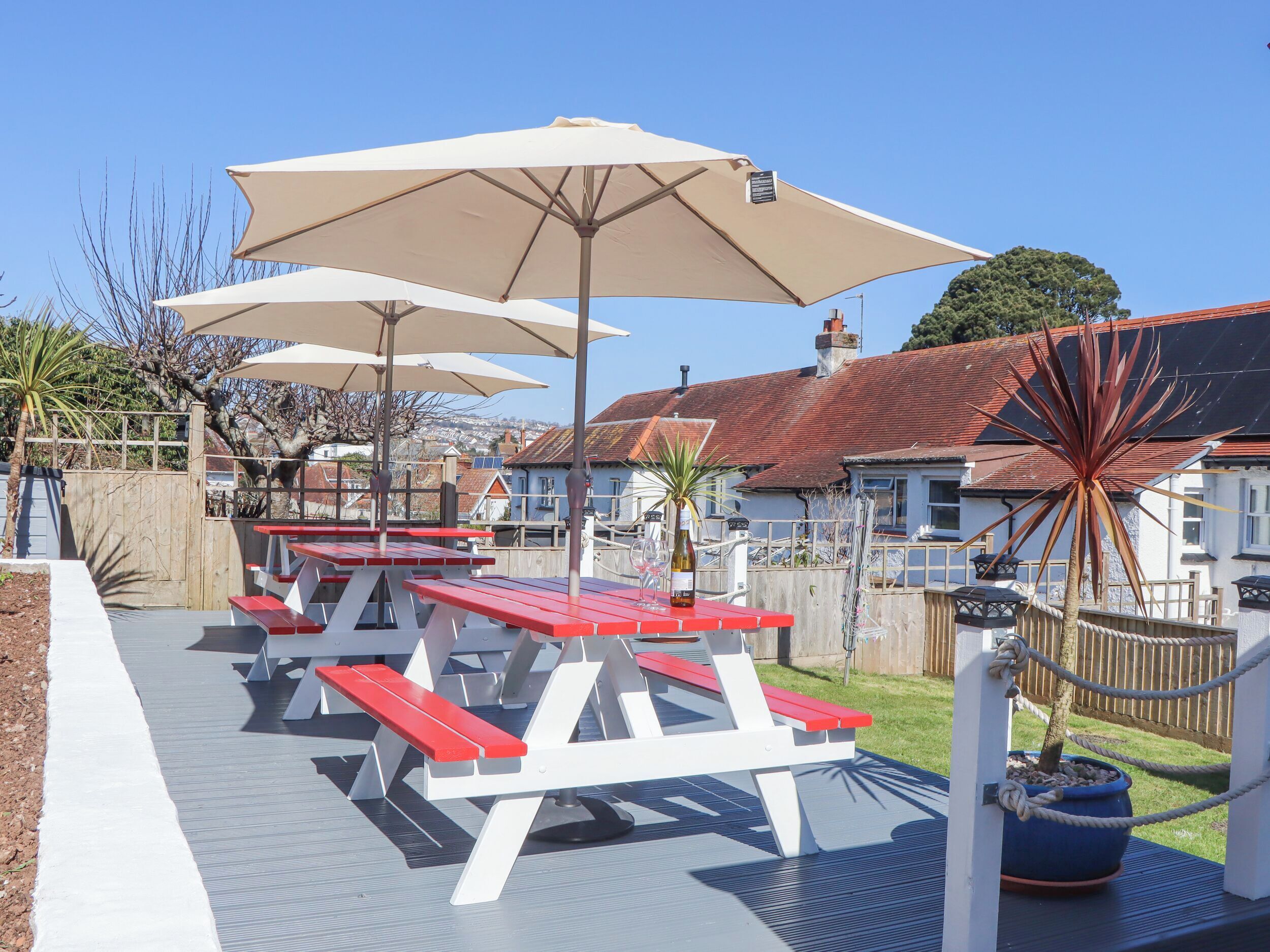 Cottage | Outdoor dining