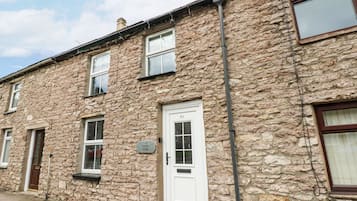 Cottage | Front of property