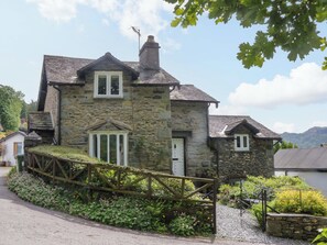 Exterior - Hollens Cottage (Ambleside)