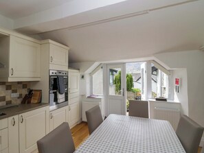 Dining - Hollens Cottage (Ambleside)