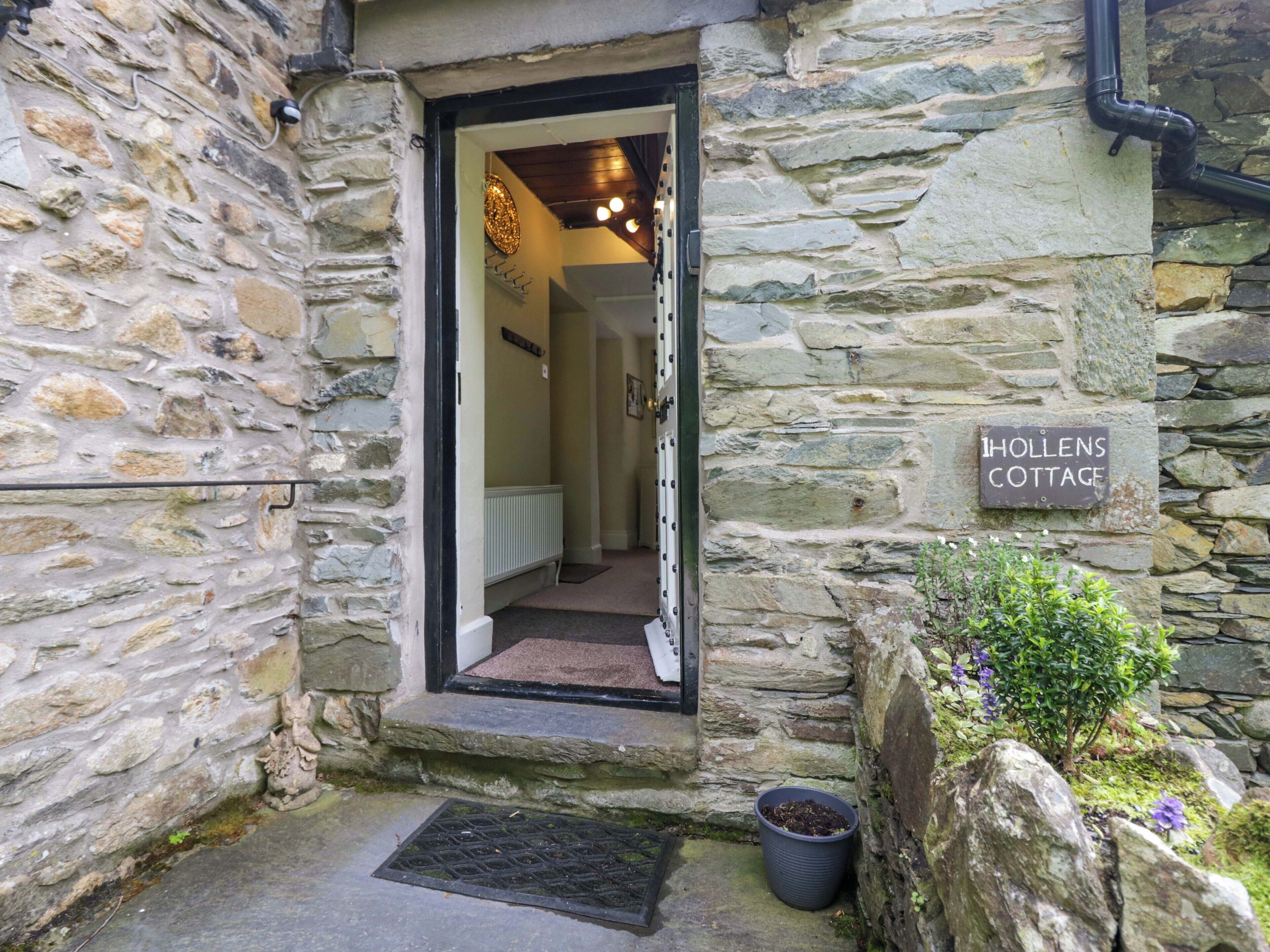 Cottage | Interior