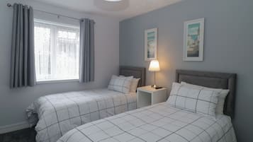 2 bedrooms, individually decorated, individually furnished, free WiFi