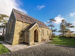 Exterior - Church Llygad Y Dyffryn (Llandysul)