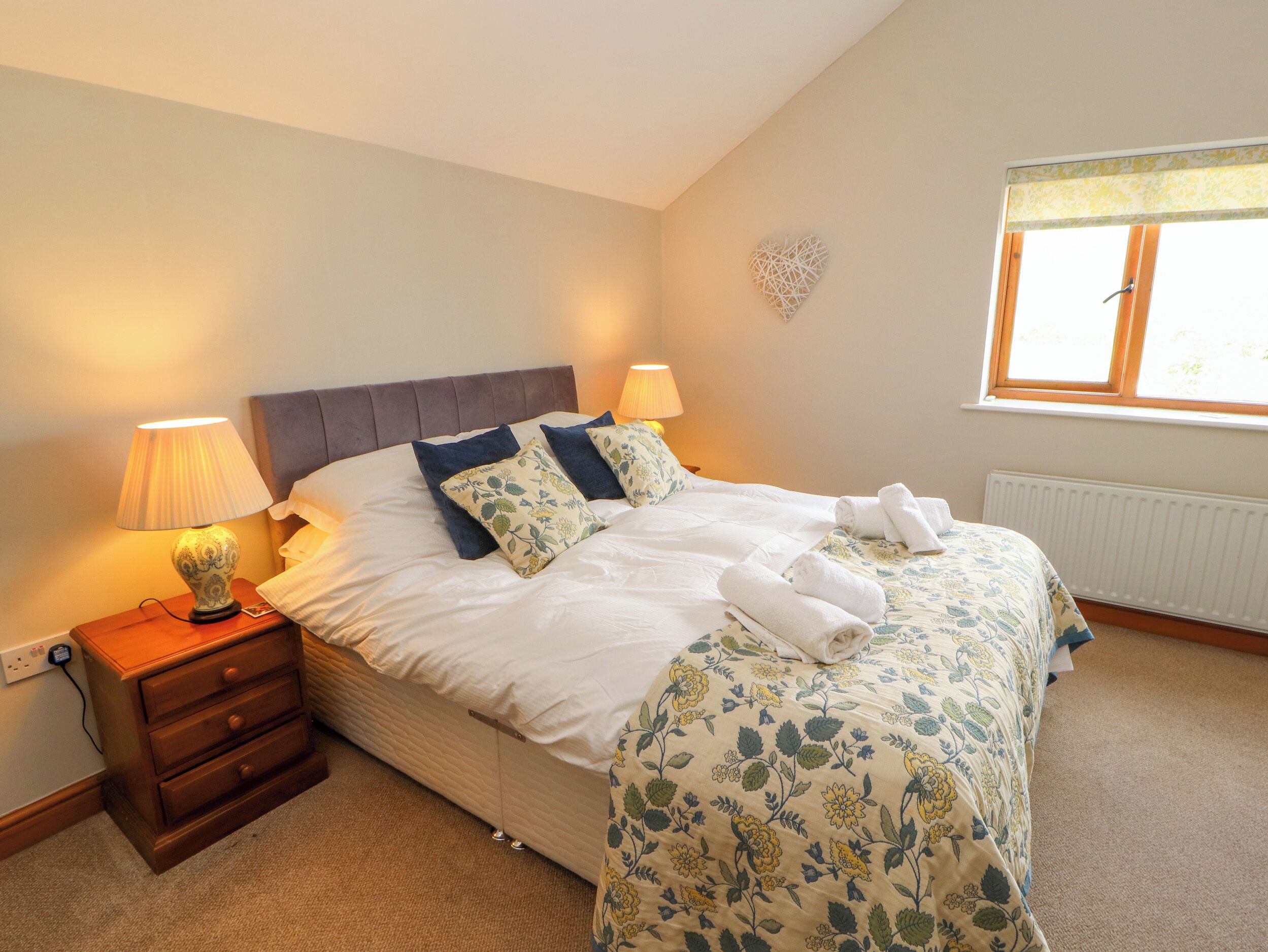 3 bedrooms, individually decorated, individually furnished, free WiFi