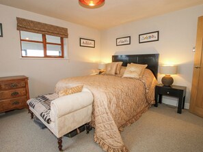 3 bedrooms, individually decorated, individually furnished, free WiFi - Quarry House (Montgomery)