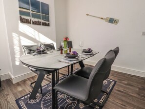 Dining - 23 Dock Road (Lytham St. Anne's)