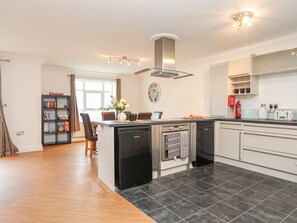 Geschirrspüler, Kochgeschirr/Geschirr/Besteck