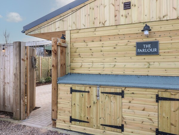 The Parlour - Derbyshire