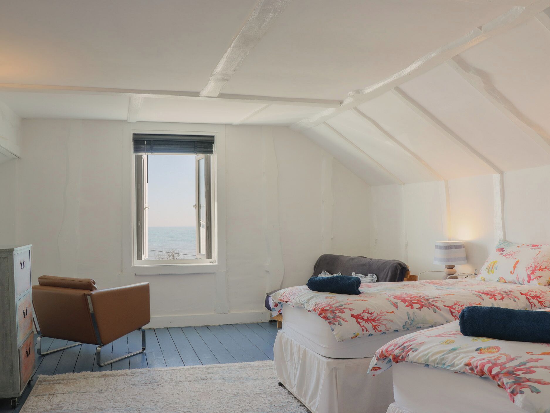 6 多间卧室、特色装修、特色家居、免费 WiFi