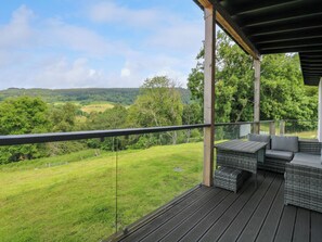 Property grounds - 6 Strathtay Lodges (Aberfeldy)