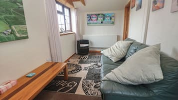 Cottage | Living area | DVD player