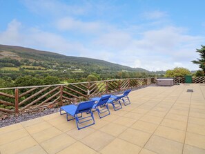Terrace/patio - The Willows (Llangollen)