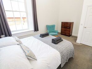 2 bedrooms, individually decorated, individually furnished, free WiFi