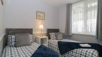 1 bedroom, individually decorated, individually furnished, free WiFi