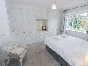 3 ห้องนอน, ห้องพักตกแต่งอย่างมีเอกลักษณ์, ตกแต่งพิเศษโดยเฉพาะ, Wi-Fi ฟรี