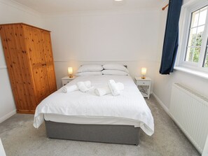 3 bedrooms, individually decorated, individually furnished, free WiFi - Bay Cottage (Bembridge)