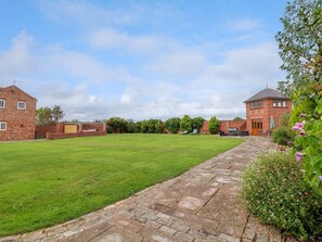 Property grounds - The Wing (Wrexham)