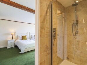 Shower - New House Farm (Robertsbridge)
