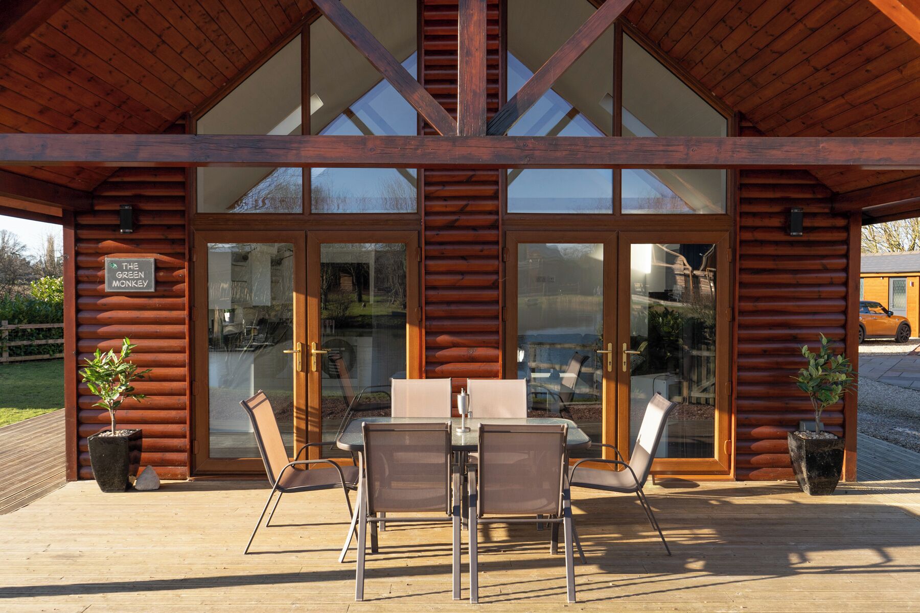 Khu ẩm thực ngoài trời