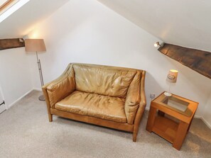 Cottage | Living area