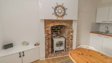 Cottage | Interior