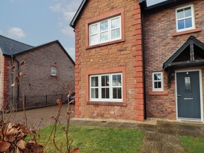 Exterior - 4 Centurion Rise (Penrith)
