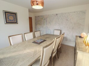Dining - 4 Centurion Rise (Penrith)