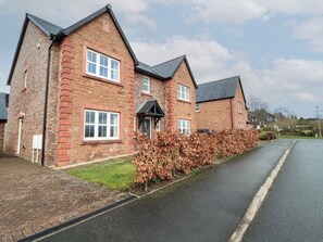 Exterior - 4 Centurion Rise (Penrith)