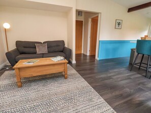 Living area - Cowslip (Saltburn-by-the-Sea)