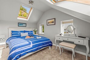 2 bedrooms, individually decorated, individually furnished, free WiFi - Seascape (Torpoint)