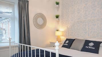 2 bilik tidur, dihias secara berasingan