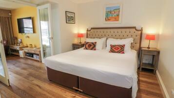 1 bedroom, individually decorated, individually furnished, free WiFi