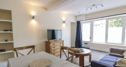 West Morton Suite