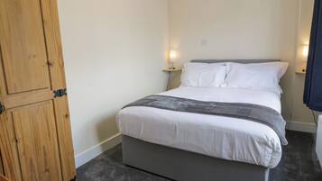 1 bedroom, individually decorated, individually furnished, free WiFi