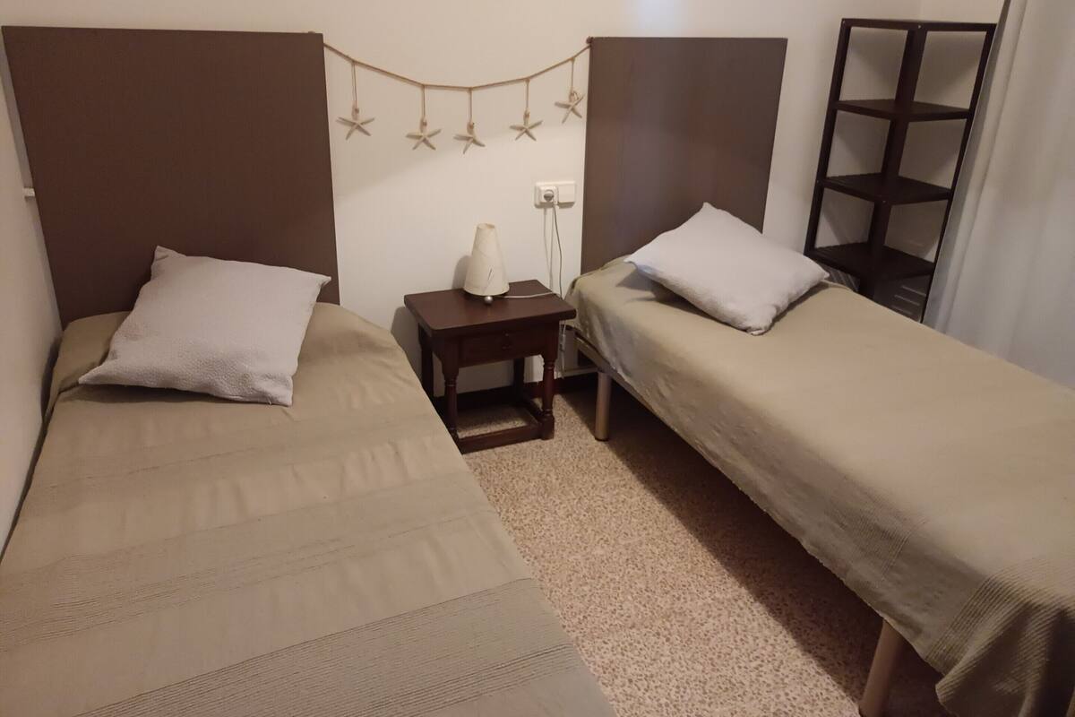 Comfort Apartment, 3 Bedrooms | 8 bedrooms, iron/ironing board