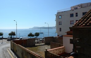 Classic Apartment, 3 Bedrooms | Exterior - Apartment With Three Rooms in Lescala (L'Escala)