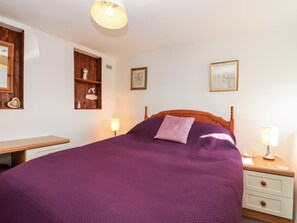 Cottage | 2 bedrooms, individually decorated, individually furnished, free WiFi - The Dairy (Liskeard)